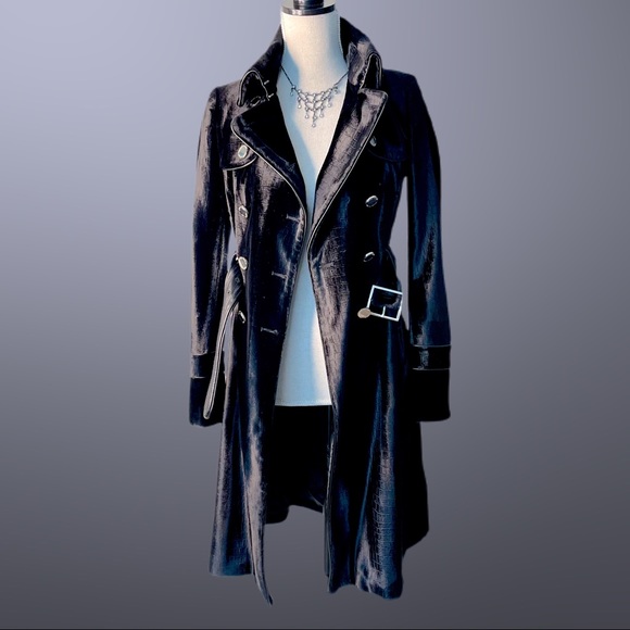 Karen Millen Black Glossy Faux Fur Trench Coat Silver Belted Lined Mob Wife - Picture 4 of 17